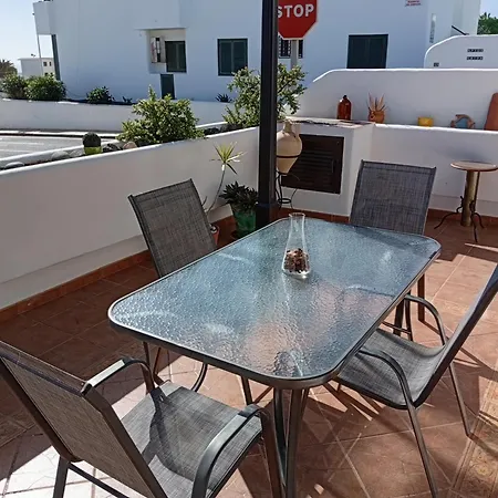 Dom wakacyjny Casa Brisamar , Private Sea View House In Puerto del Carmen (Lanzarote)